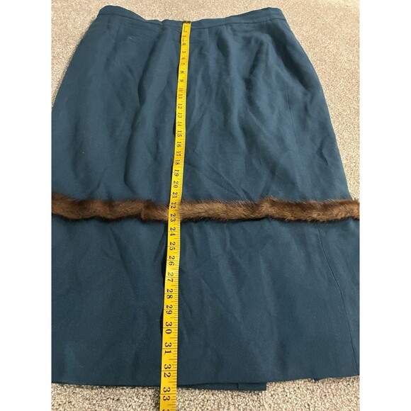 Lily & Taylor Wool Skirt 20 Blue Fur Trim Hem Vintage Mod Style Made USA - Picture 5 of 7